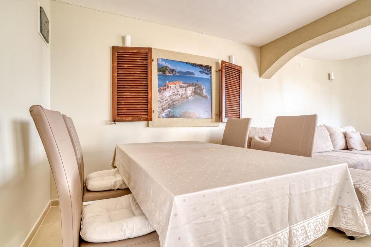 Savovic_Lux Apartment Petrovac Exterior photo